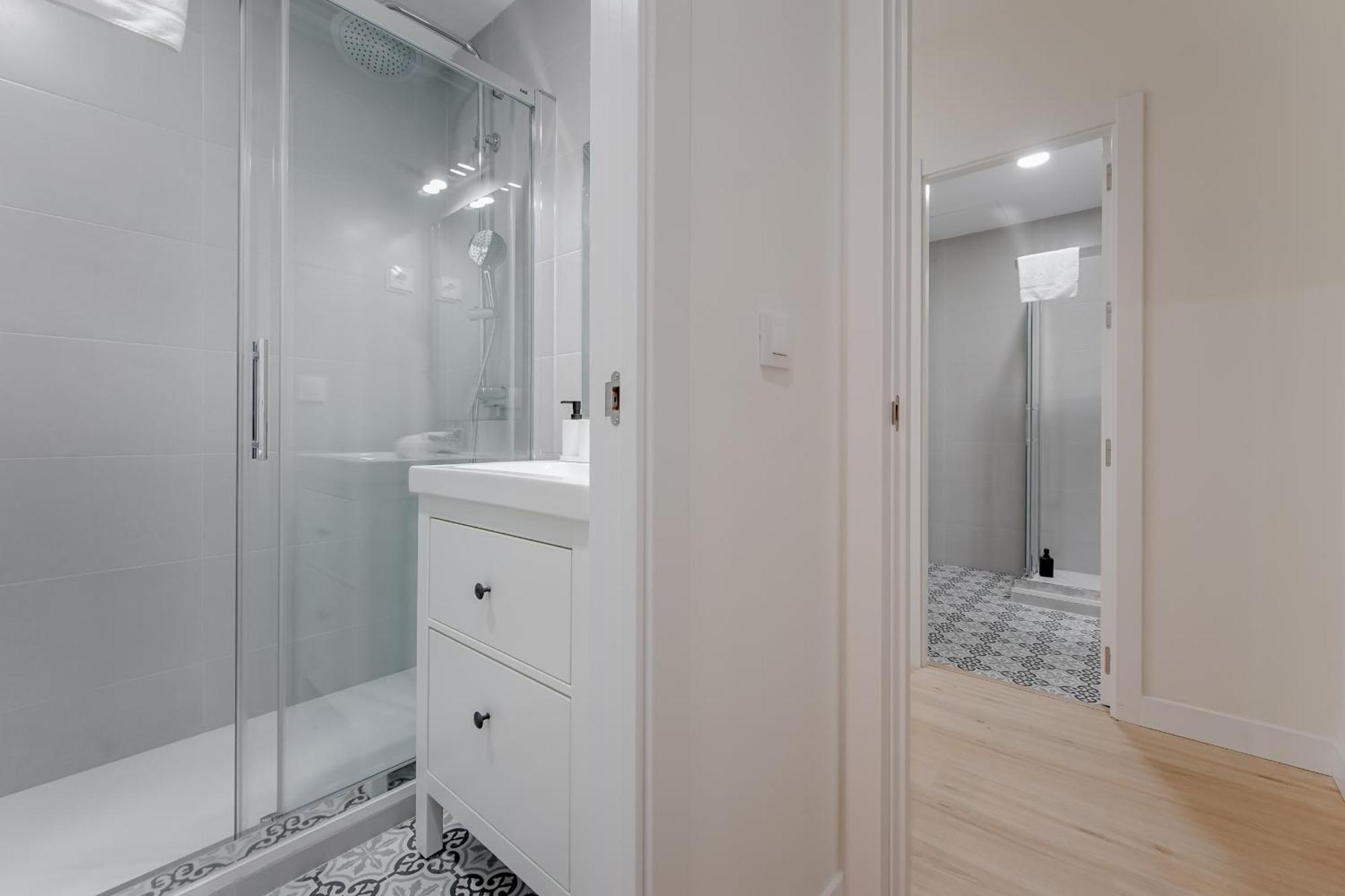 Modern Apt Para 6Pax En La Plaza De Tirso-Centro E1 مدريد المظهر الخارجي الصورة